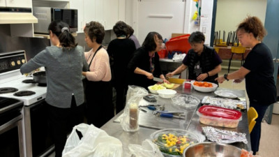 여성회 및 요리 강좌를 위한 제2차 시범 모임